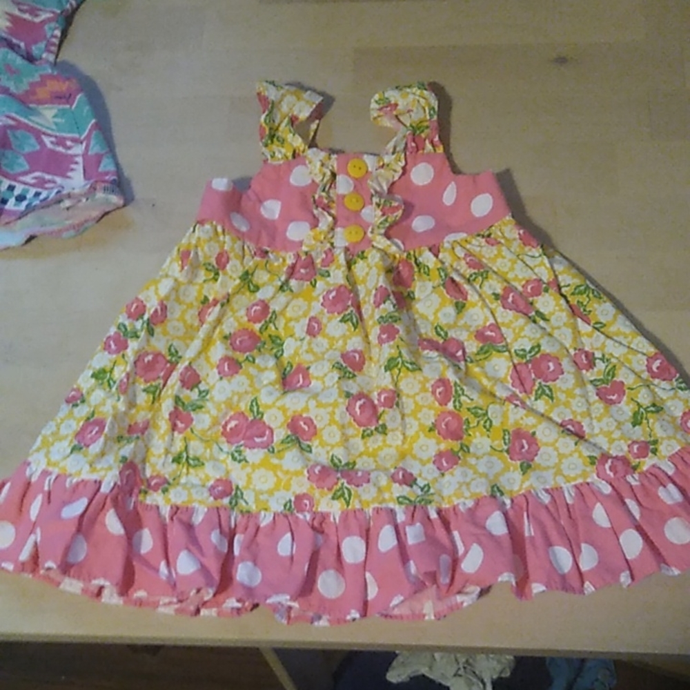Ric Rac & ruffles dresses - Picture 2 of 4